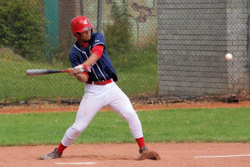 Bedrocks, Yorben-Rooi